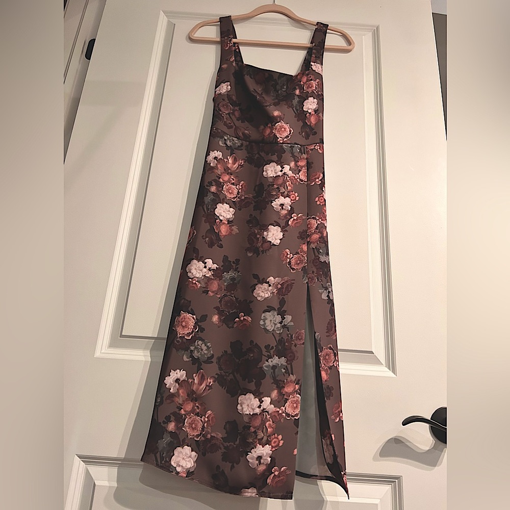Babaton / Aritzia Beautiful and Classy Dress